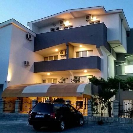 Apartments Kojic Бар Екстер'єр фото