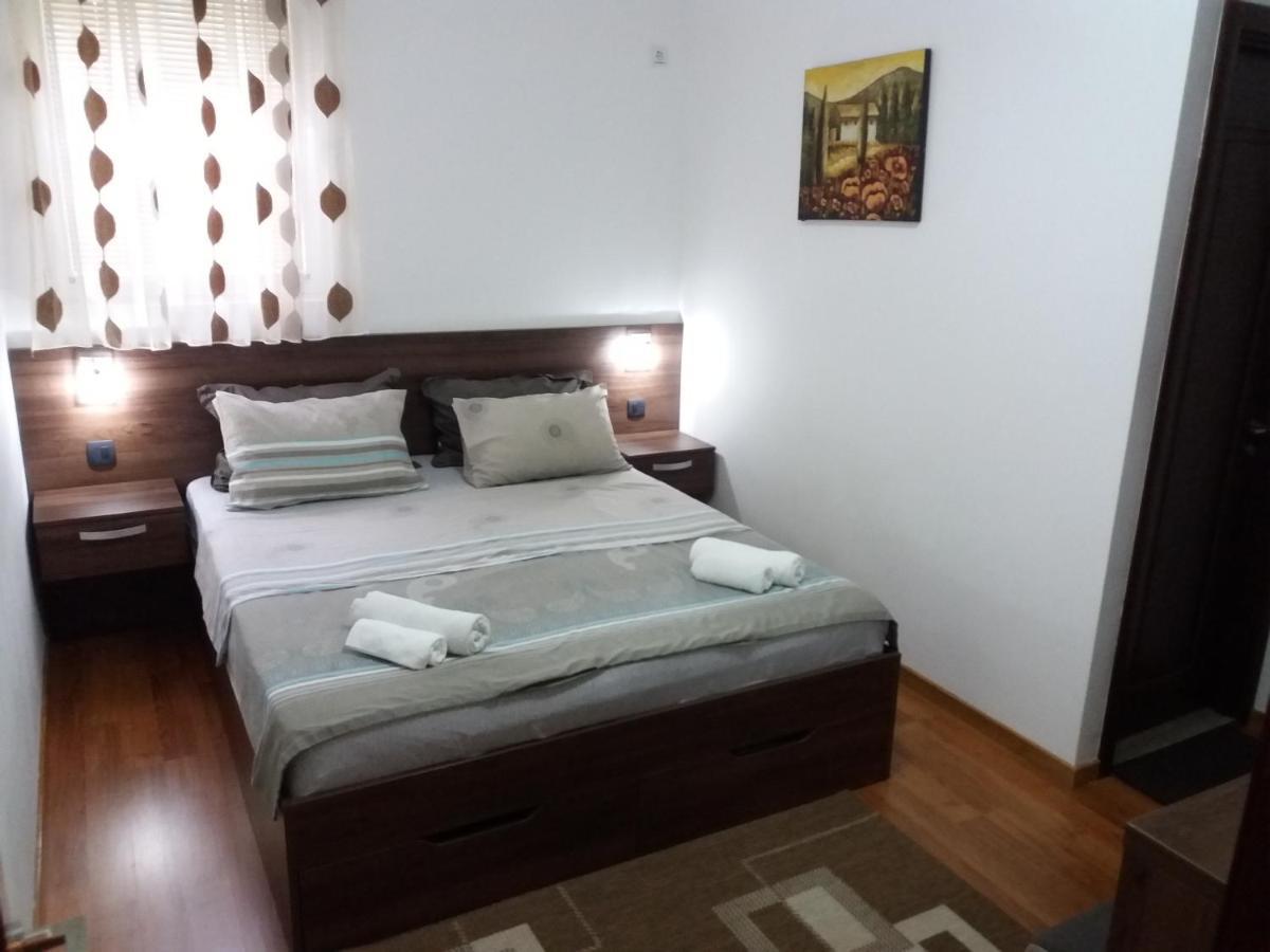 Apartments Kojic Бар Екстер'єр фото